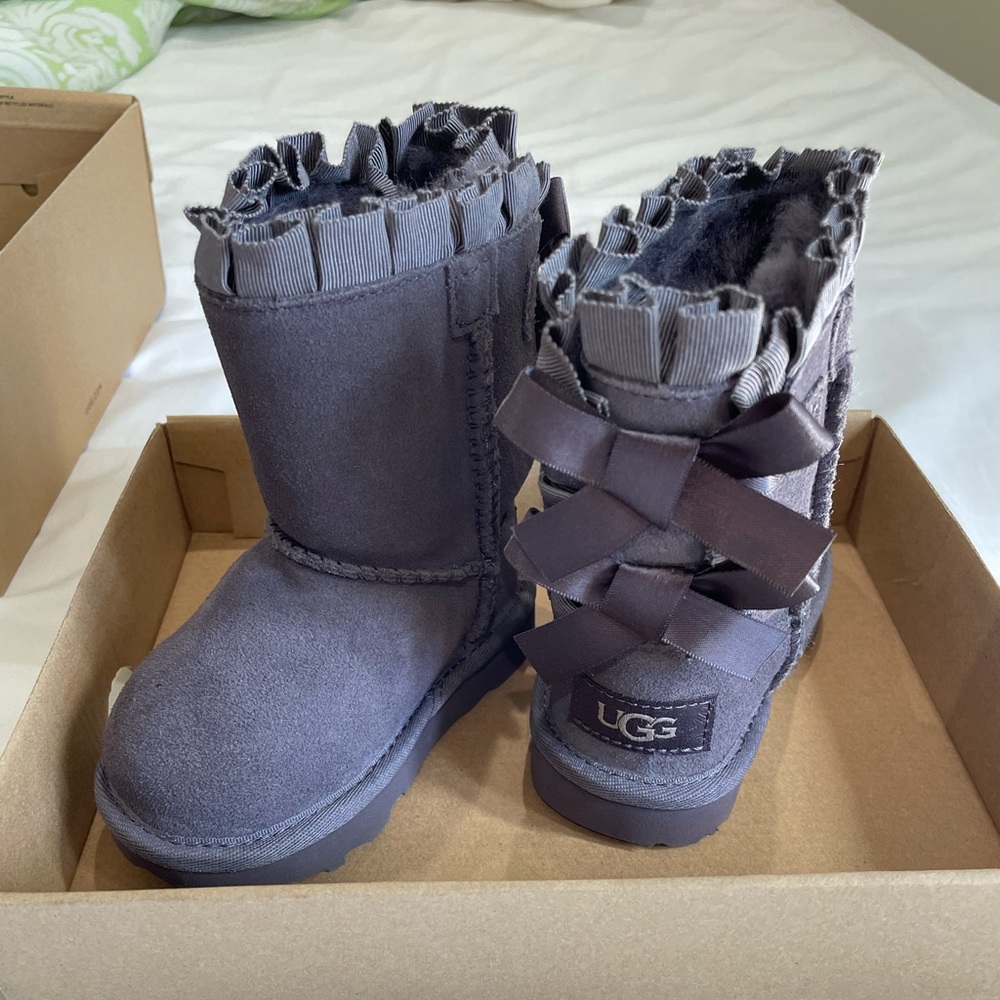 UGG toddler size 6
